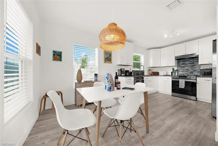 2375 Bahia Vista St, Sarasota, Florida 34239
