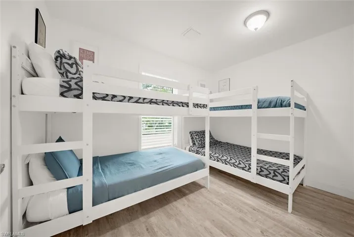 2375 Bahia Vista St, Sarasota, Florida 34239