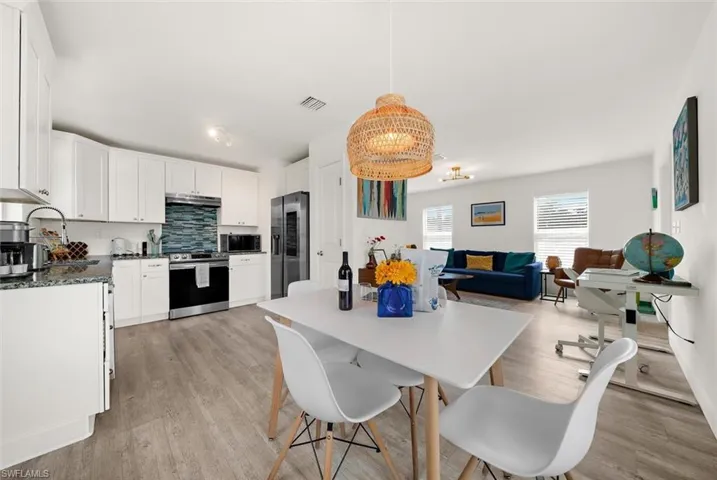 2375 Bahia Vista St, Sarasota, Florida 34239