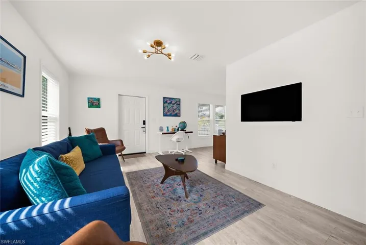 2375 Bahia Vista St, Sarasota, Florida 34239