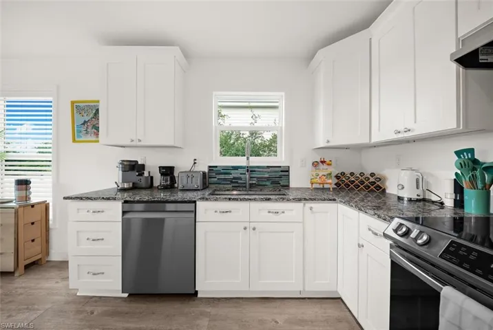 2375 Bahia Vista St, Sarasota, Florida 34239