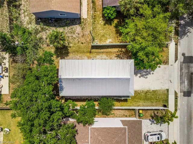 2375 Bahia Vista St, Sarasota, Florida 34239