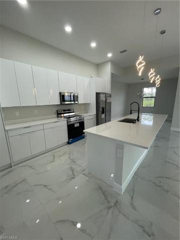 920 Sunniland BLVD, LEHIGH ACRES FL 33971