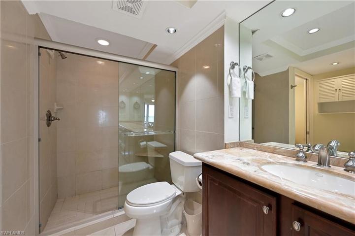 Owner's En Suite