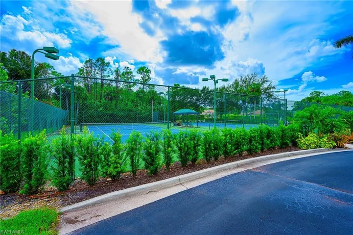 Pickelball Courts
