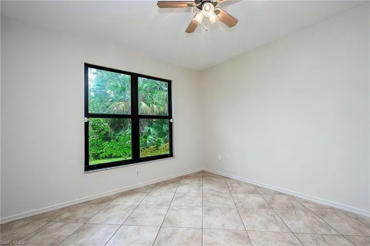 7670 Meadow Lakes Dr # 1501, Naples Fl 34104