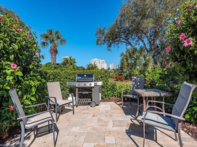 BBQ area close to your front door