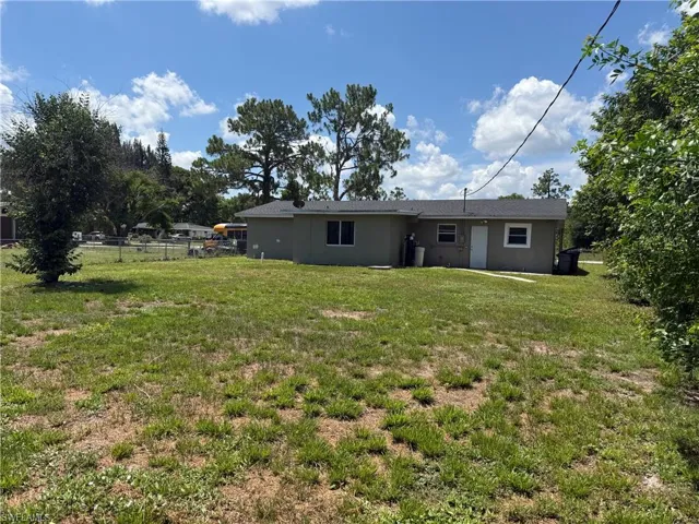 2199 Wyandotte Ave, Alva, Florida 33920