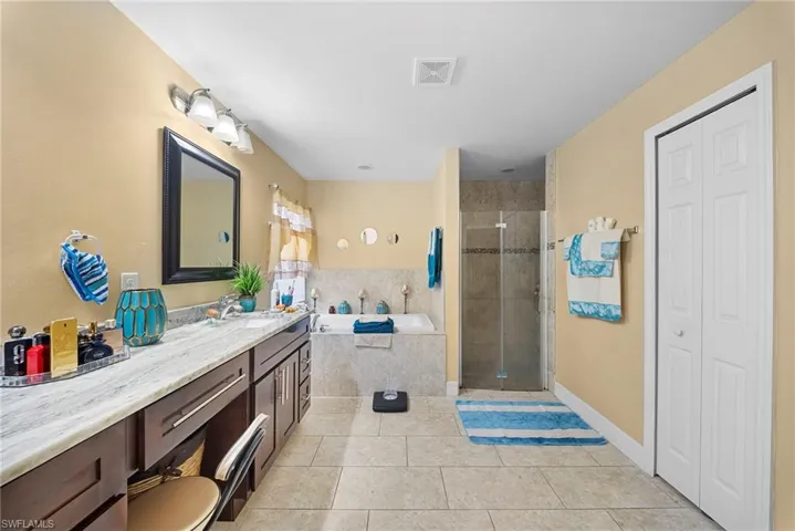 830 Albany Ave, Lehigh Acres, Florida 33971