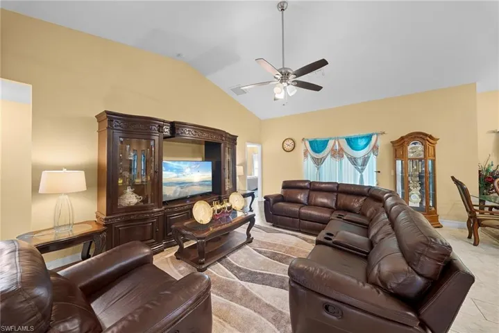 830 Albany Ave, Lehigh Acres, Florida 33971