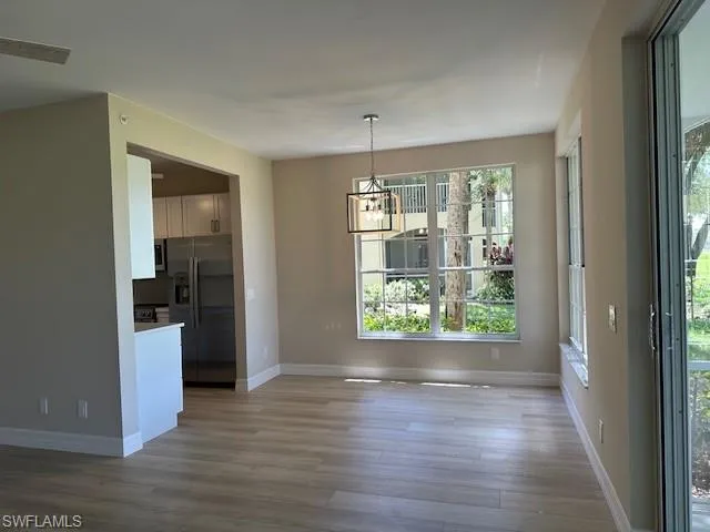 93  Silver Oaks  CIR, Naples, FL 34119