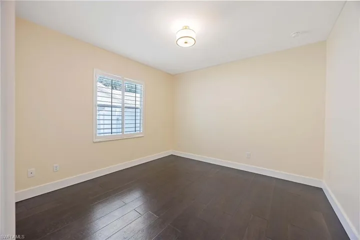 2365  Pine Woods  CIR, Naples, FL 34105