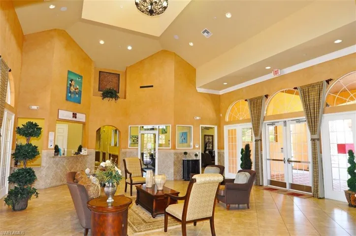 3573 Malagrotta Cir, Cape Coral, Florida 33909