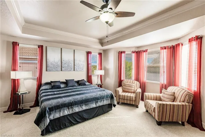 3573 Malagrotta Cir, Cape Coral, Florida 33909