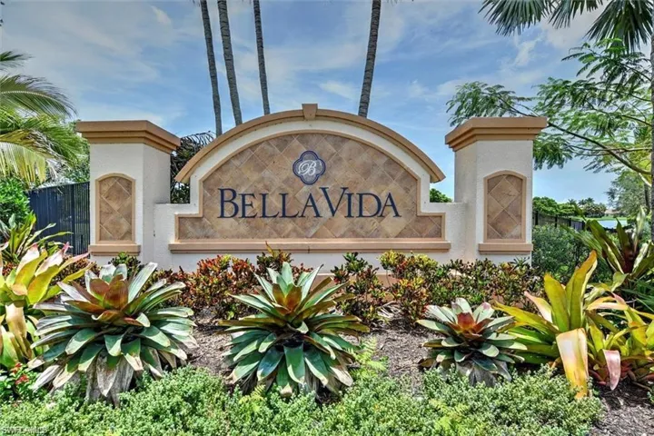 3573 Malagrotta Cir, Cape Coral, Florida 33909
