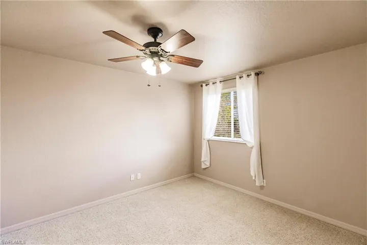 3573 Malagrotta Cir, Cape Coral, Florida 33909