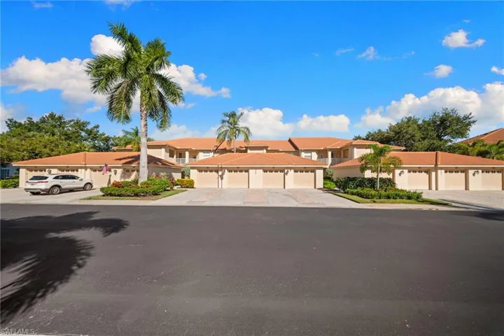 3965 Bishopwood Ct E 206, Naples, Florida 34114
