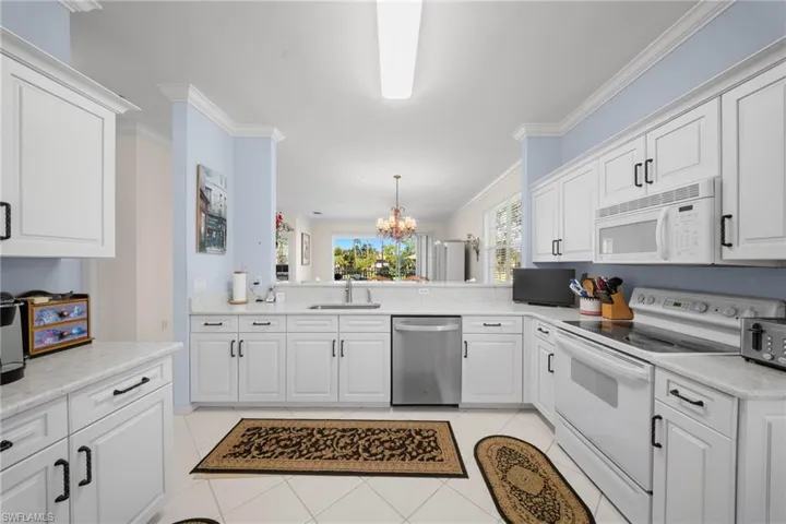3965 Bishopwood Ct E 206, Naples, Florida 34114
