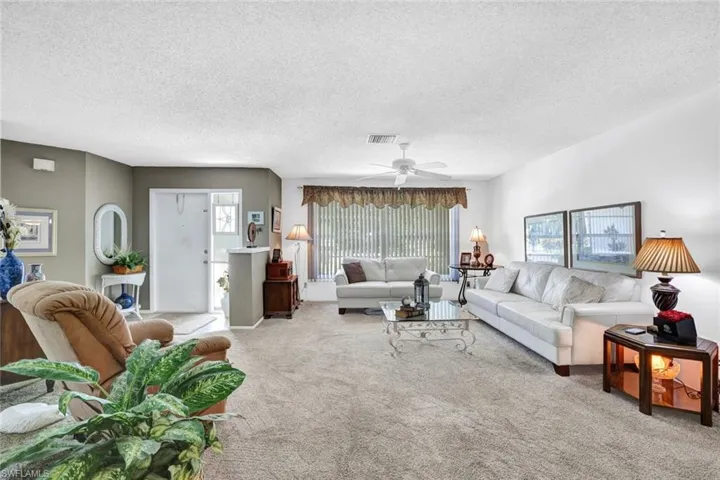 521  Piper  BLVD, Naples, FL 34110