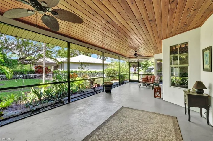 521  Piper  BLVD, Naples, FL 34110