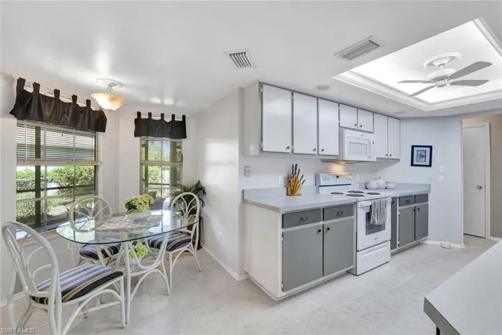 521  Piper  BLVD, Naples, FL 34110