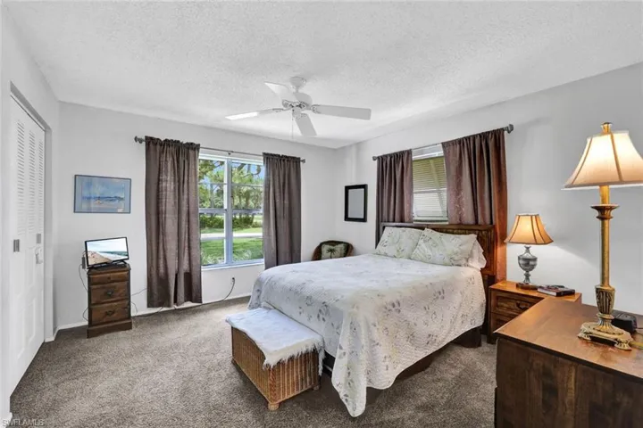 521  Piper  BLVD, Naples, FL 34110