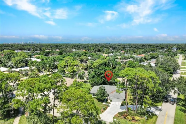 521  Piper  BLVD, Naples, FL 34110