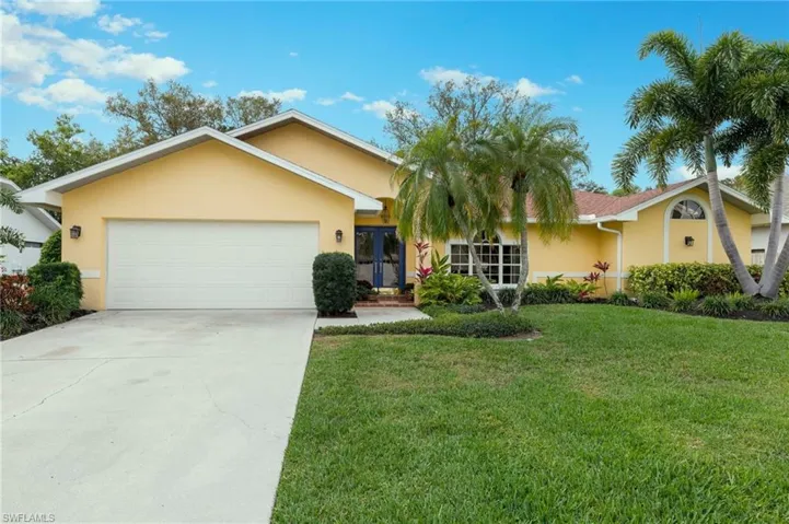 8813  Banyan Cove  CIR, Fort Myers, FL 33919