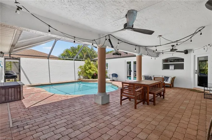 2309 Sw 27th St, Cape Coral, Florida 33914