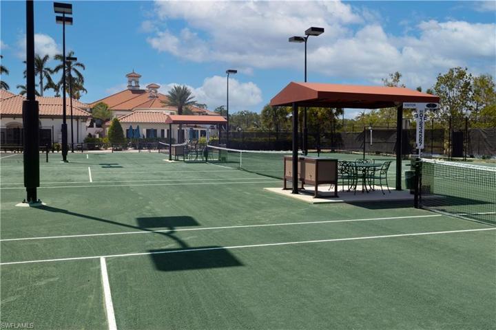 Tennis