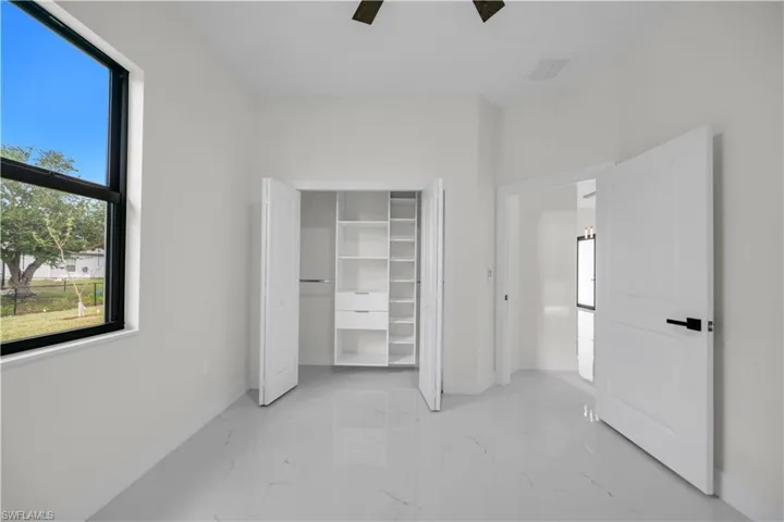 2829 Nw 3rd St, Cape Coral, Florida 33993
