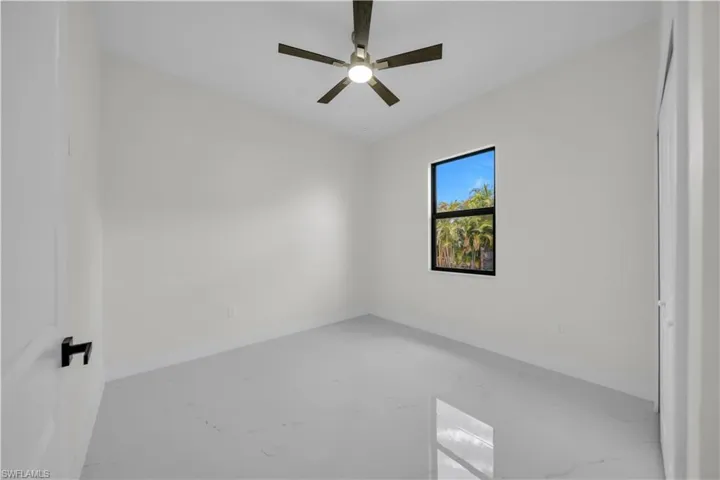 2829 Nw 3rd St, Cape Coral, Florida 33993