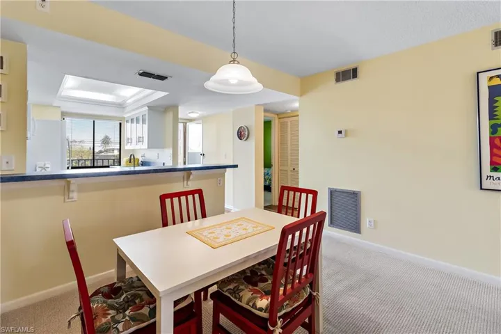 Comfortable Dining Options.