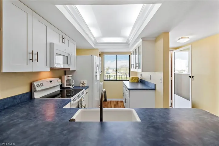 Breakfast Bar.