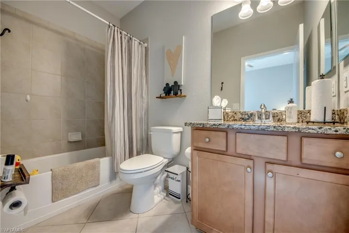 3609 Valle Santa Cir, Cape Coral, Florida 33909