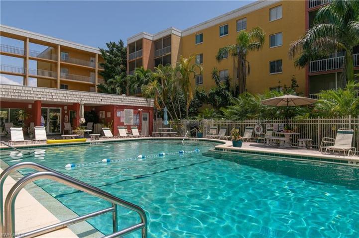 Courtyard Community Pool