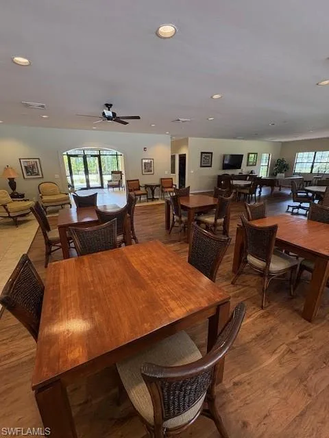 1064 Winding Pines CIR, Cape Coral, FL 33909,225062596