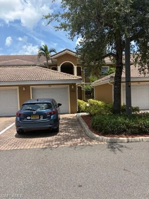 1064 Winding Pines CIR, Cape Coral, FL 33909,225062596