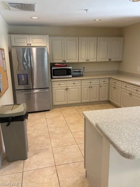 1064 Winding Pines CIR, Cape Coral, FL 33909,225062596