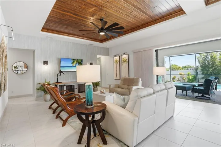 4009 Sw 25th Pl, Cape Coral, Florida 33914