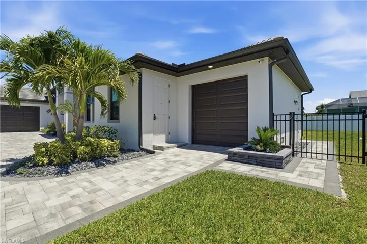4009 SW 25th  PL, Cape Coral, FL 33914