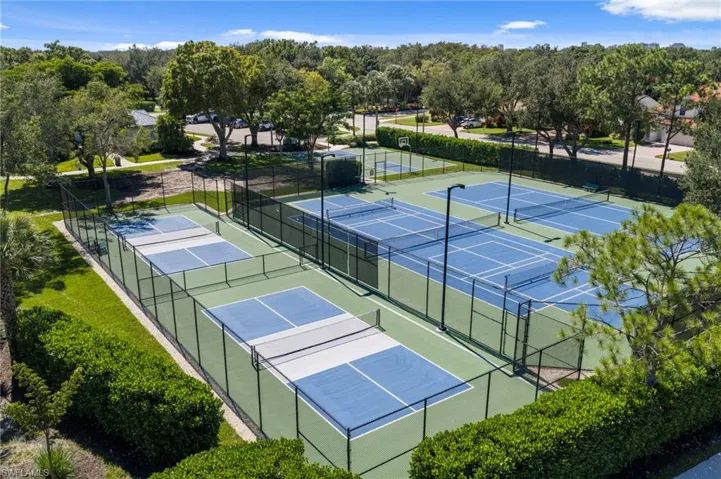 6733 Autumn Woods Blvd, Naples, Florida 34109