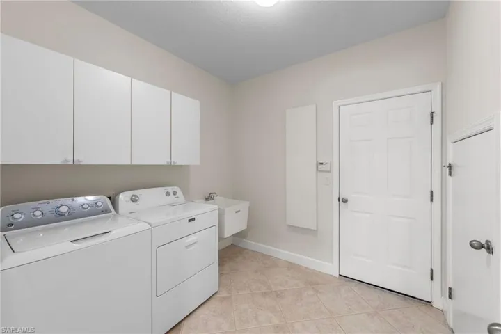 6733 Autumn Woods Blvd, Naples, Florida 34109