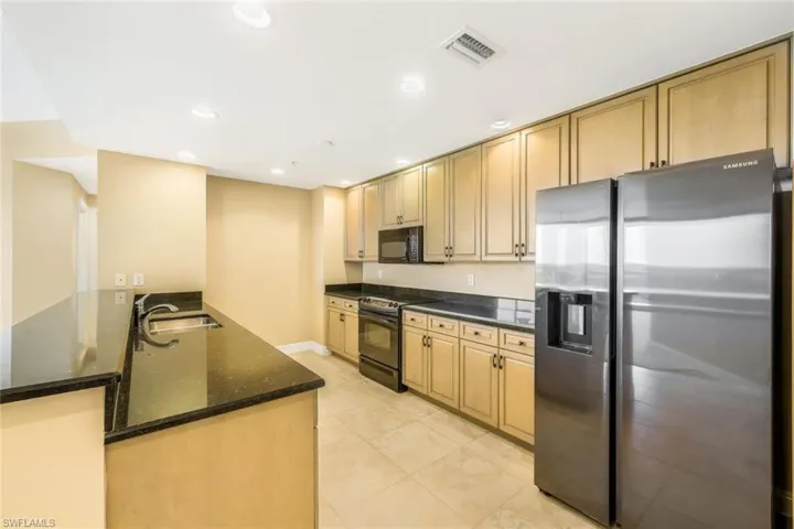 5781 Cape Harbour Dr # 904, Cape Coral Fl 33914