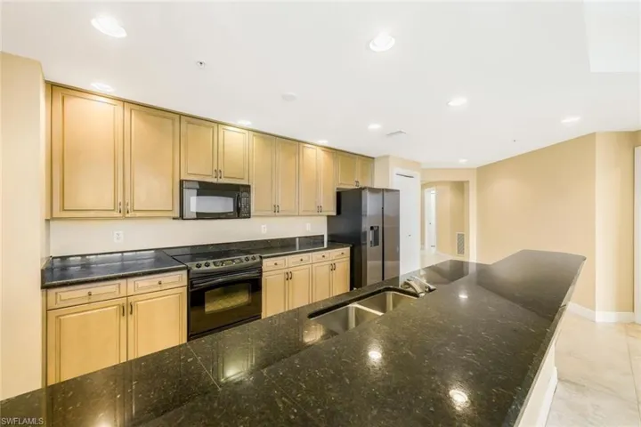 5781 Cape Harbour Dr # 904, Cape Coral Fl 33914