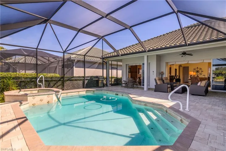 Pool configuration, 3 step walk-down. Open kitchen and great room sliders.