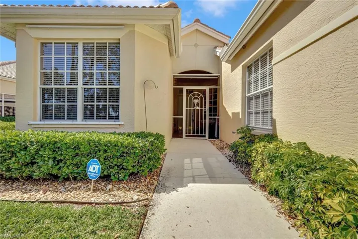8777 E Bay Cir, Fort Myers, Florida 33908