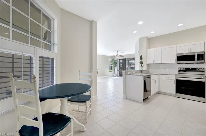 8777 E Bay Cir, Fort Myers, Florida 33908