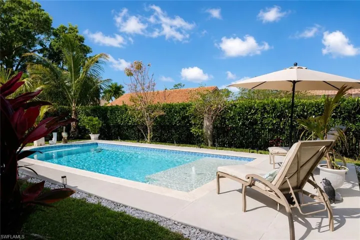 186 Muirfield Cir, Naples, Florida 34113