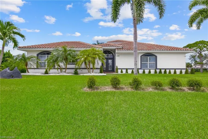 2250 Sw 20th Ave, Cape Coral, Florida 33991